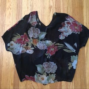 Bellatrix floral blouse size small